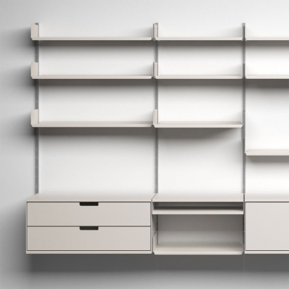 606 Universal Shelving System 1960 by Dieter Rams for Vitsœ 606 Universal Shelving System 1960 by Dieter Rams for Vitsœ